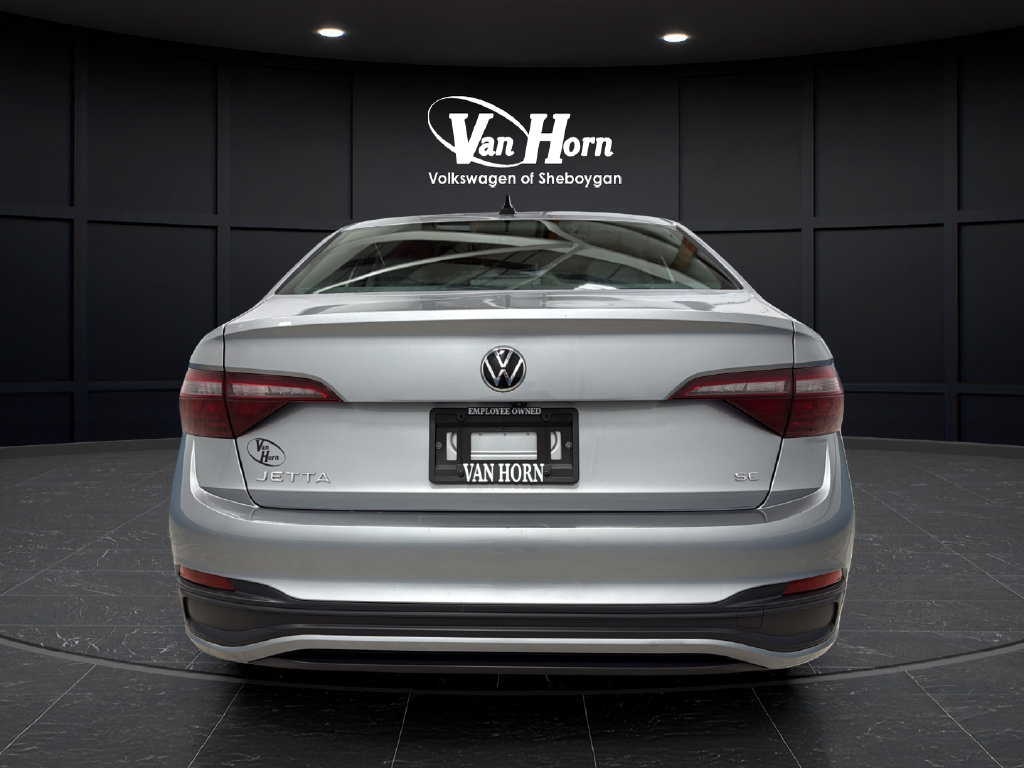 Certified 2024 Volkswagen Jetta SE FWD image 6