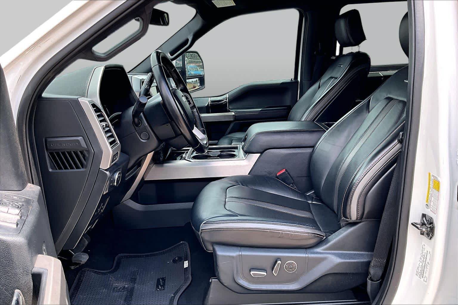 Used 2021 Ford F250 Platinum w/ FX4 Off-Road Package AWD/4WD image 8