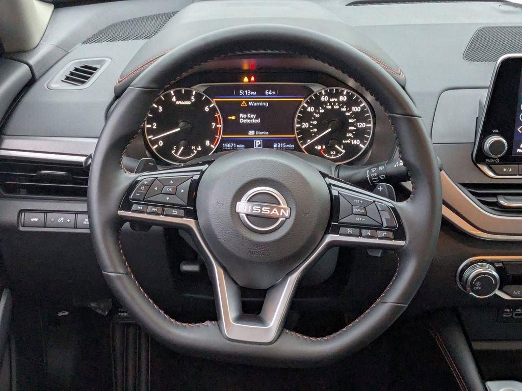 Used 2025 Nissan Altima 2.5 SR image 24