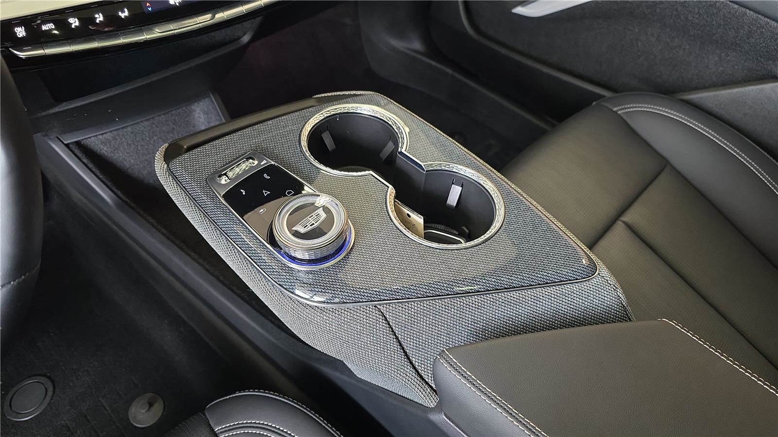 Used 2025 Cadillac Optiq Sport 2 w/ LPO, Floor Liner Package image 25