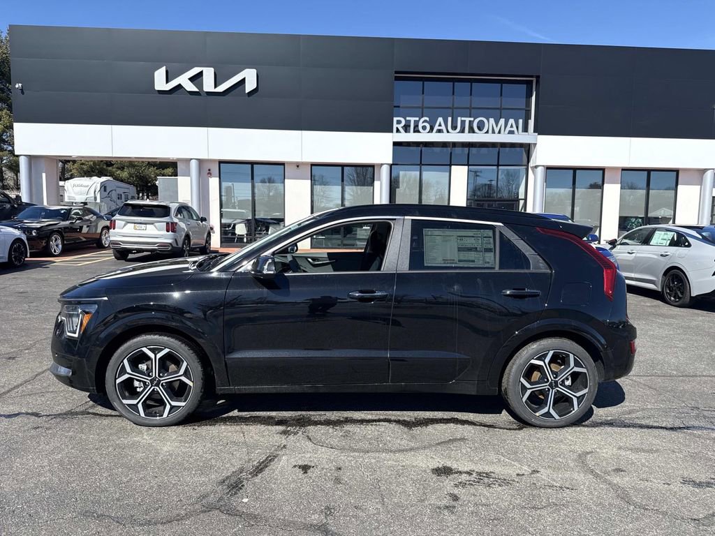 New 2026 Kia Niro SX Touring image 2