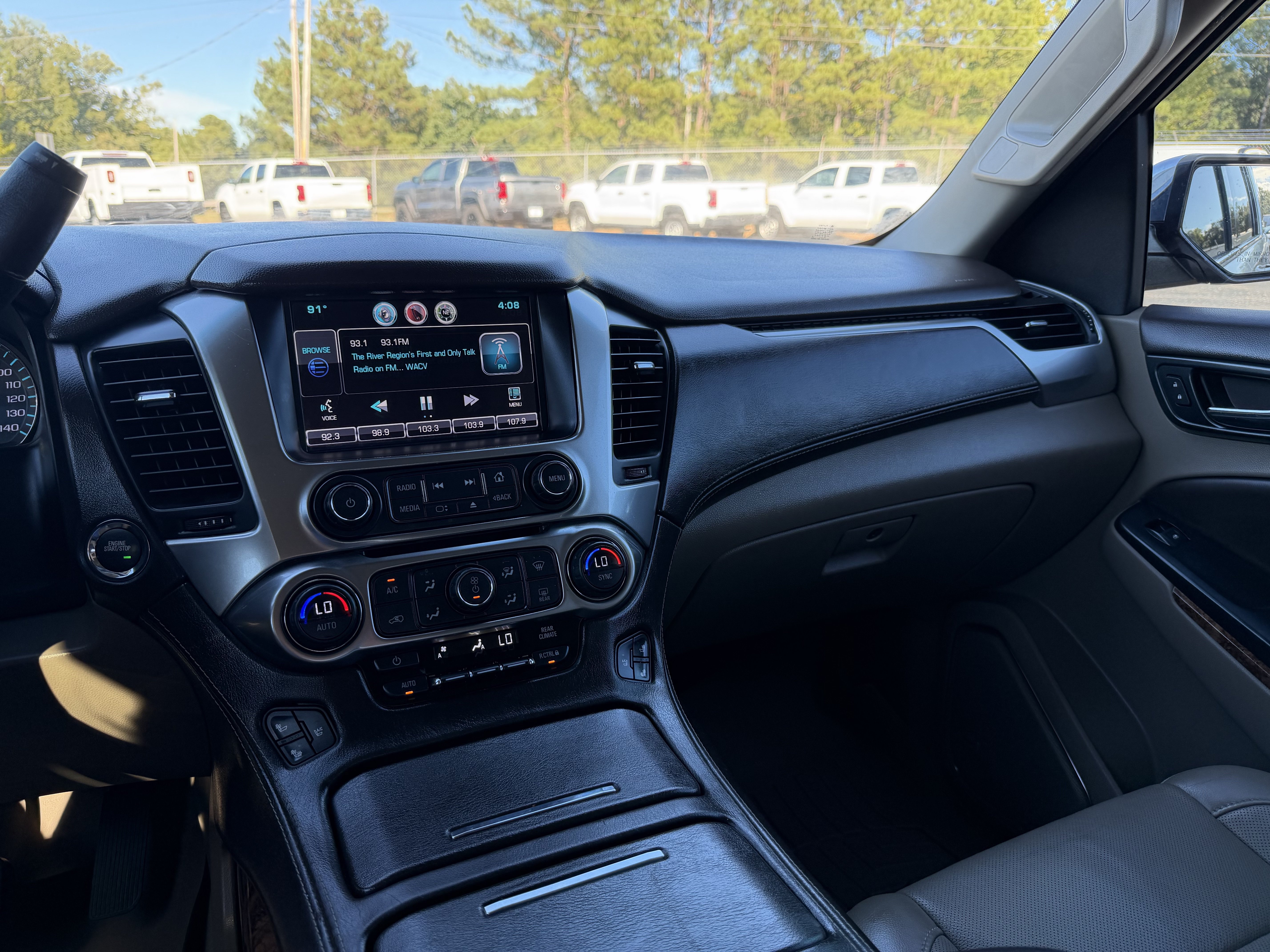 Used 2015 Chevrolet Tahoe LTZ RWD image 22