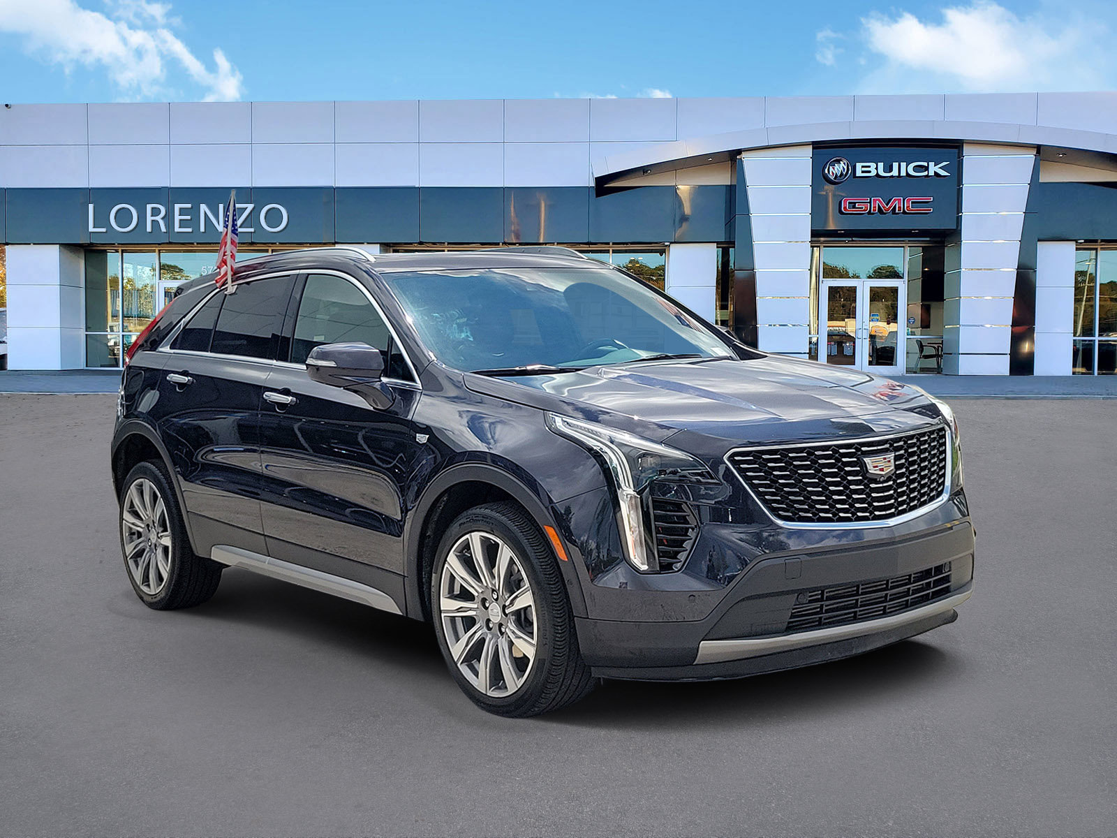 Used 2023 Cadillac XT4 Premium Luxury w/ Enhanced Visibility Package FWD image 3