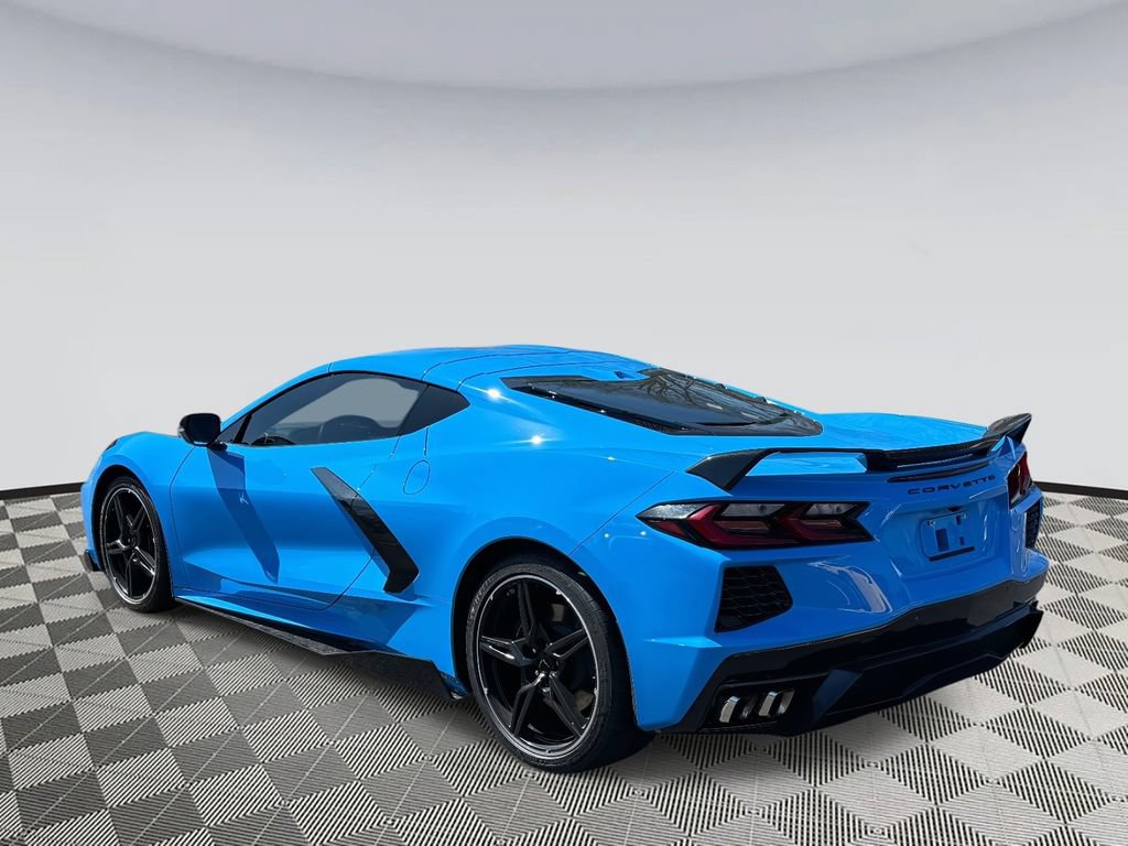 Used 2021 Chevrolet Corvette Stingray Preferred Cpe w/ 2LT RWD image 4