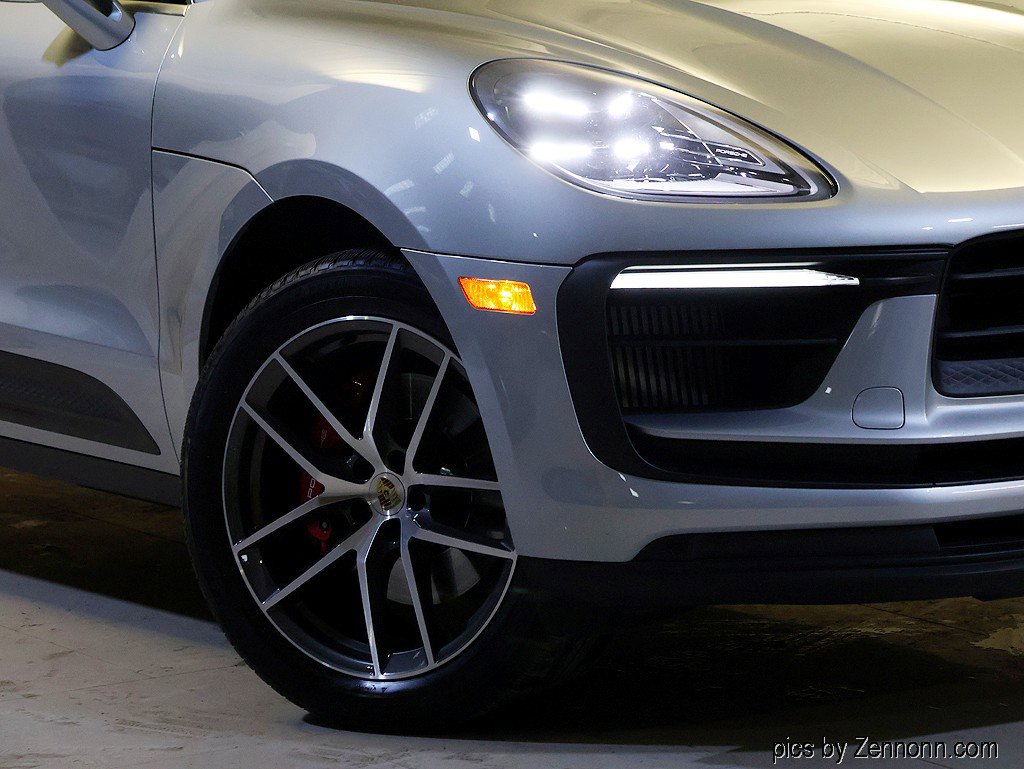 Used 2023 Porsche Macan S image 3