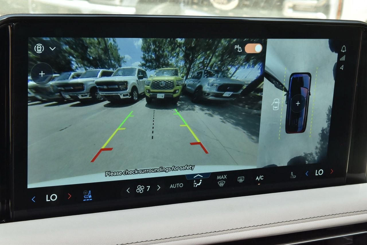 New 2026 Lincoln Aviator 2WD image 29