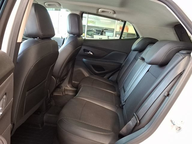 Used 2021 Buick Encore Preferred w/ Safety Package II AWD/4WD image 12
