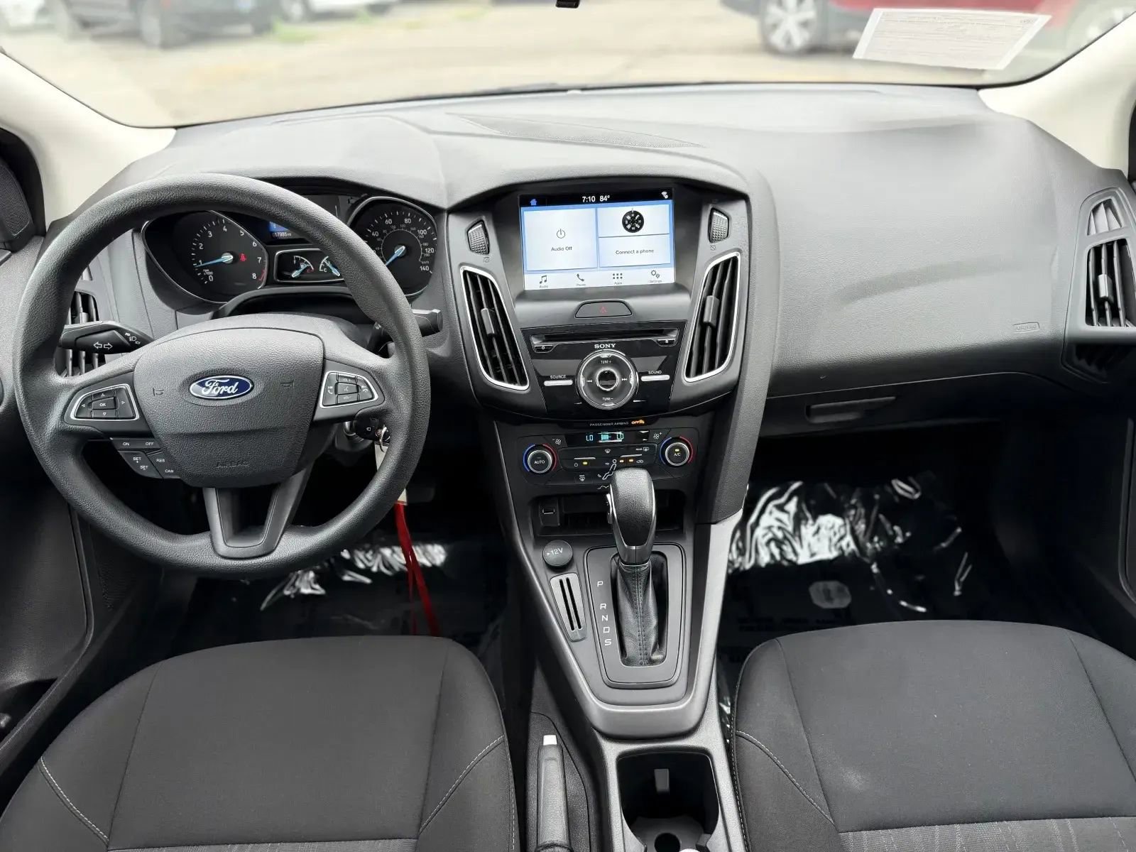 Used 2018 Ford Focus SEL image 14