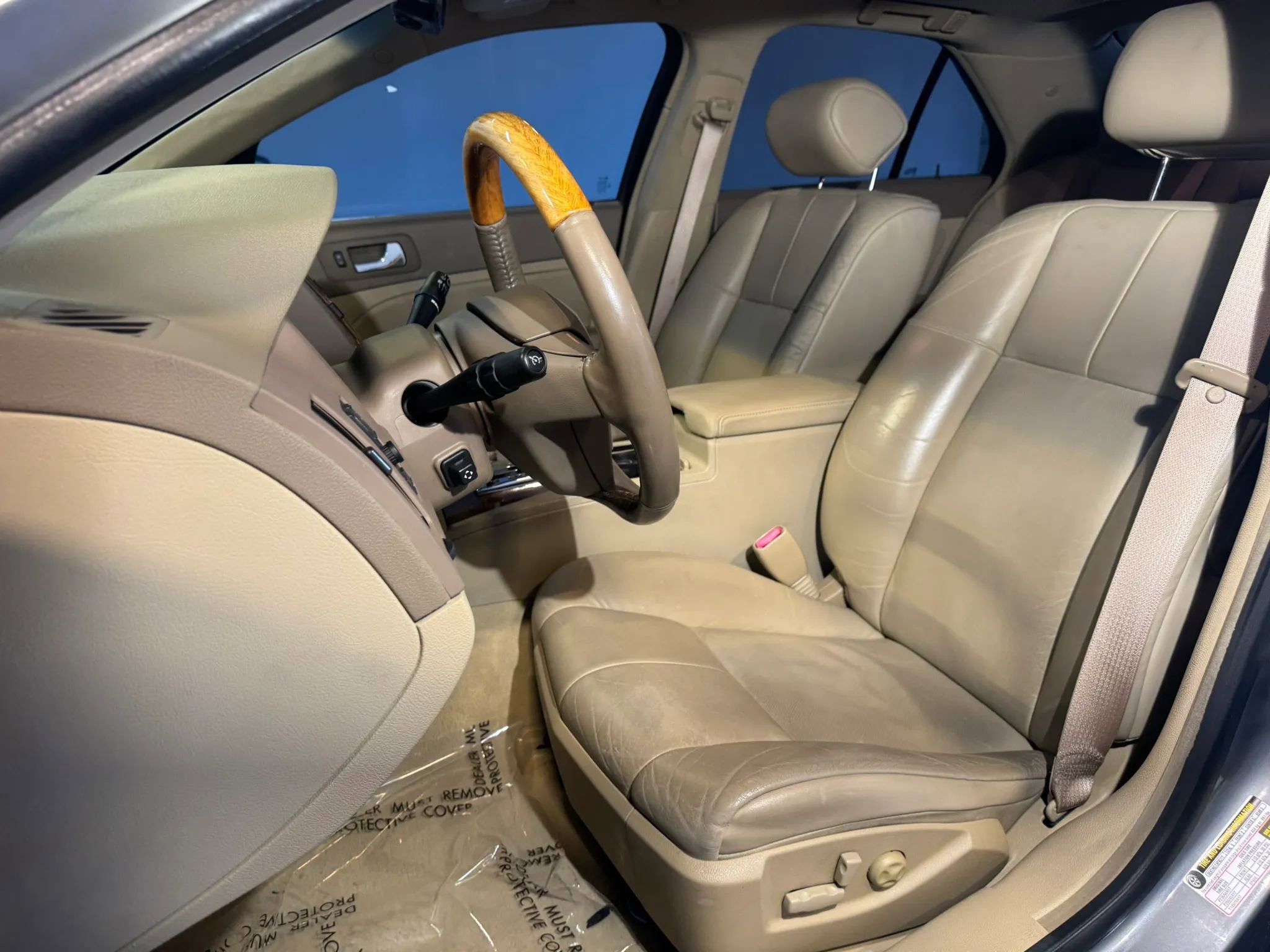 Used 2005 Cadillac STS V8 w/ Preferred Equipment Group RWD image 9