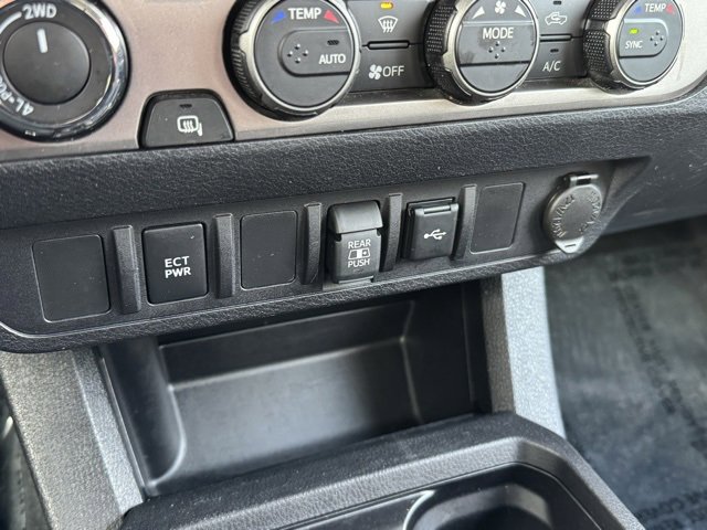 Certified 2023 Toyota Tacoma 4x4 Double Cab image 11