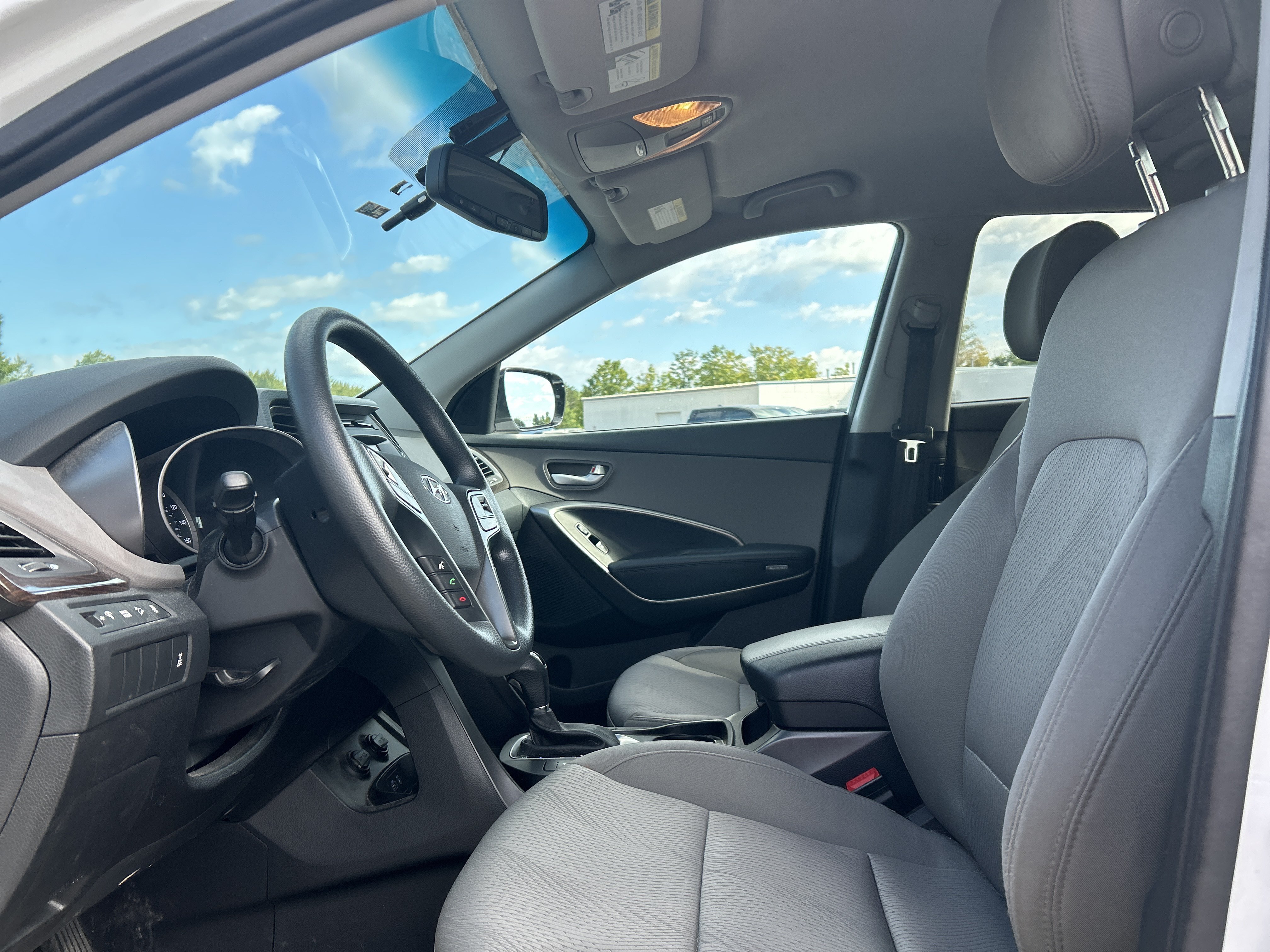 Used 2018 Hyundai Santa Fe Sport w/ 2.4L Value Package 02 AWD/4WD image 10
