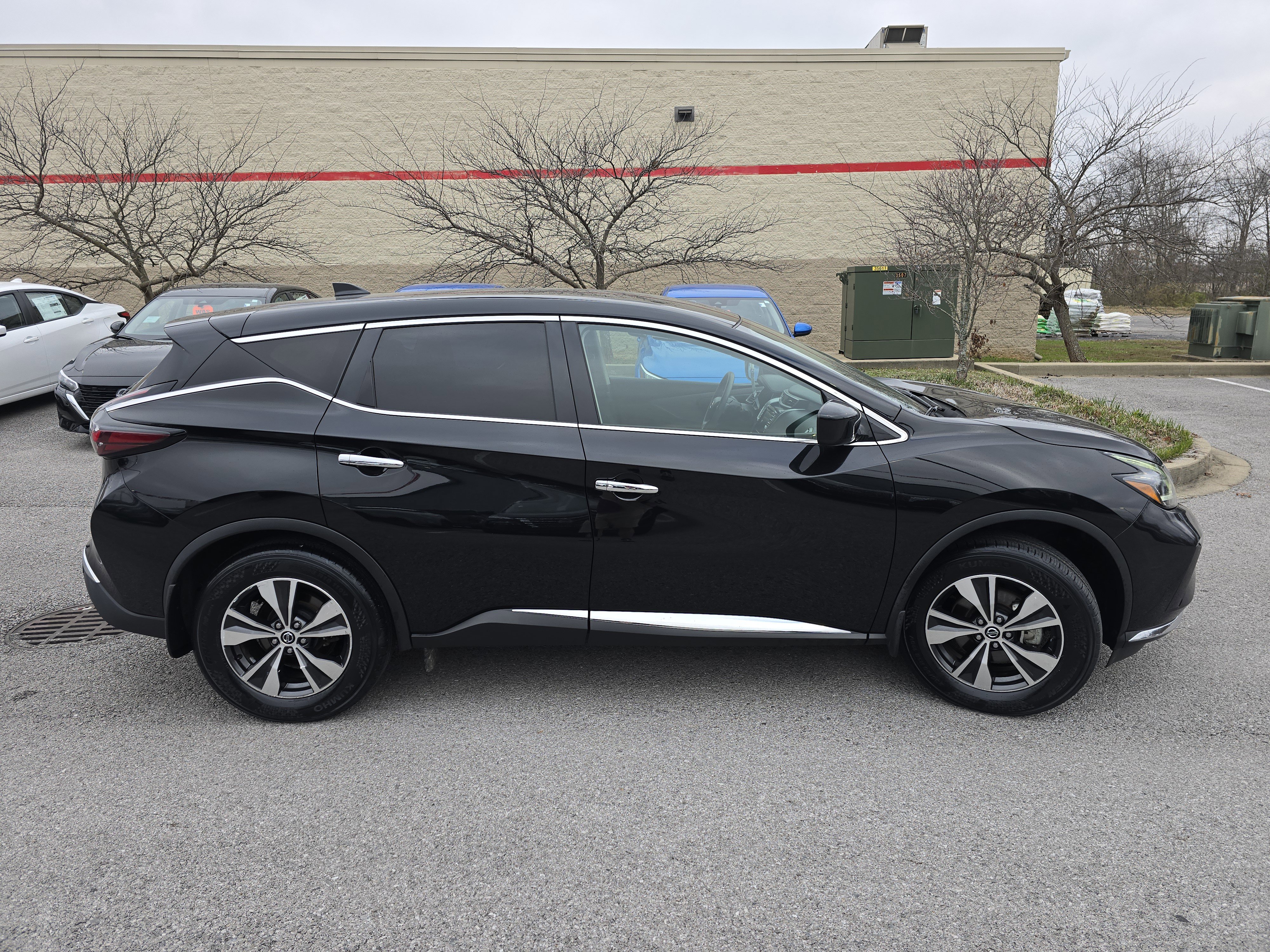 Used 2022 Nissan Murano S image 13
