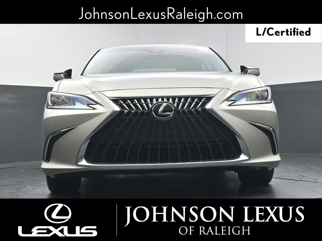 Used 2025 Lexus ES 300h w/ Technology Package FWD image 16