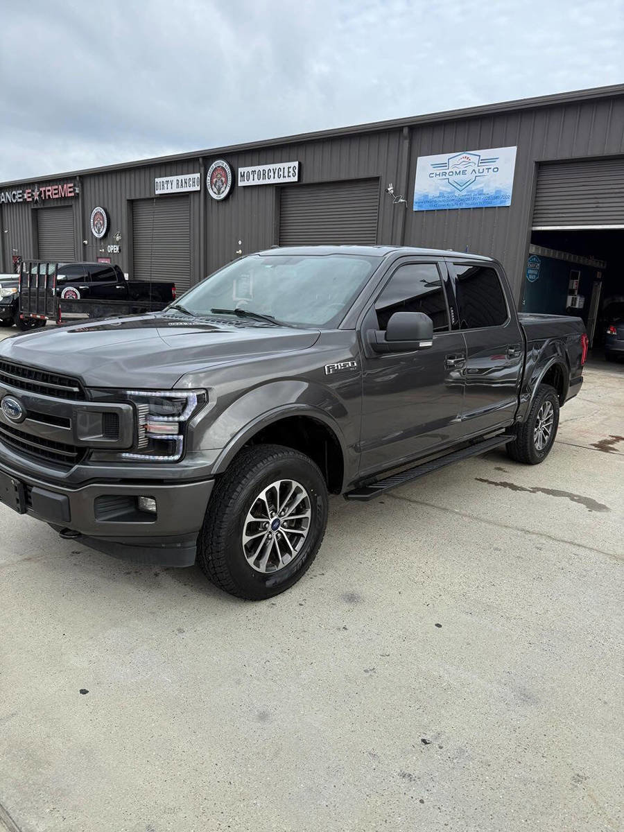 Used 2018 Ford F150 XLT w/ Equipment Group 302A Luxury image 2