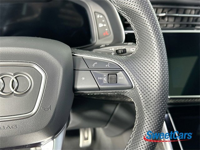 Used 2024 Audi SQ7 Premium Plus w/ Executive Package image 19