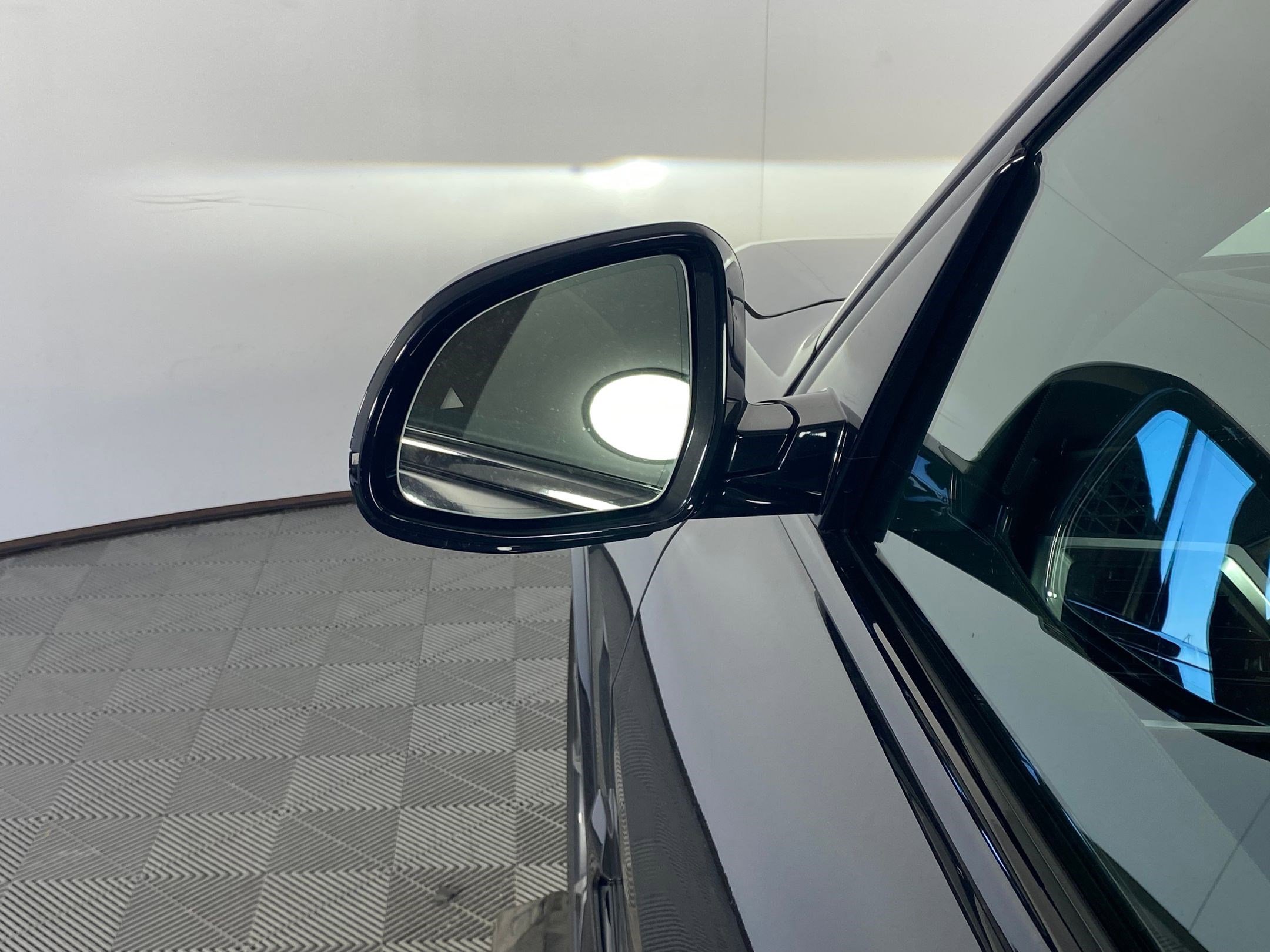 New 2026 BMW X5 xDrive40i w/ M Sport Package image 21