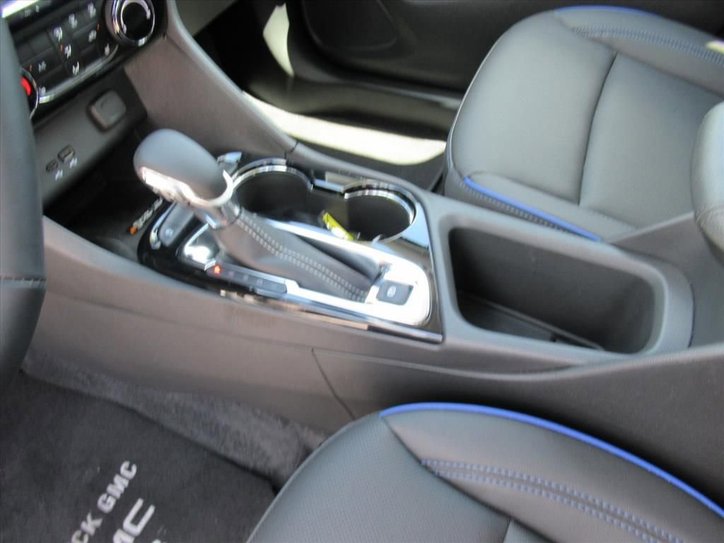 Used 2026 Buick Encore GX Sport Touring w/ Advanced Technology Package image 17