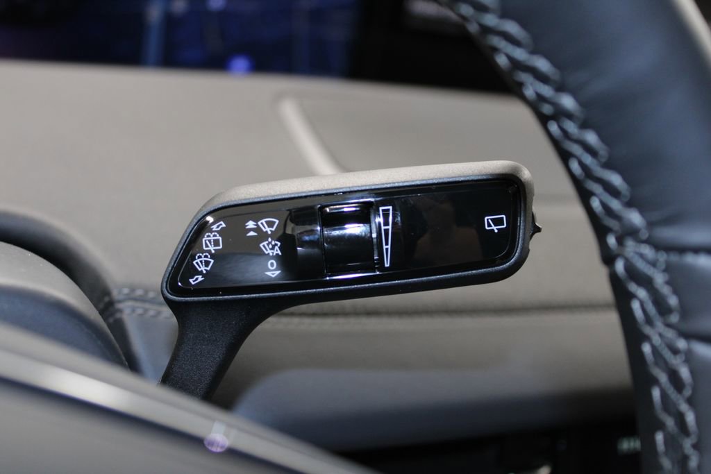New 2025 Lincoln Navigator Reserve w/ Jet Appearance Package AWD/4WD image 46