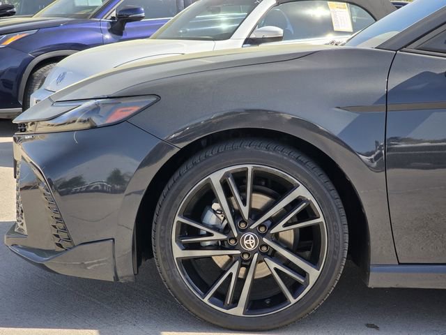 Used 2025 Toyota Camry XSE image 5