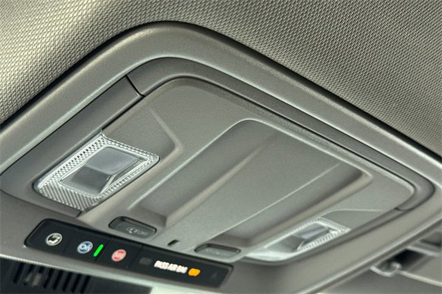 Used 2023 GMC Sierra 1500 Elevation image 24