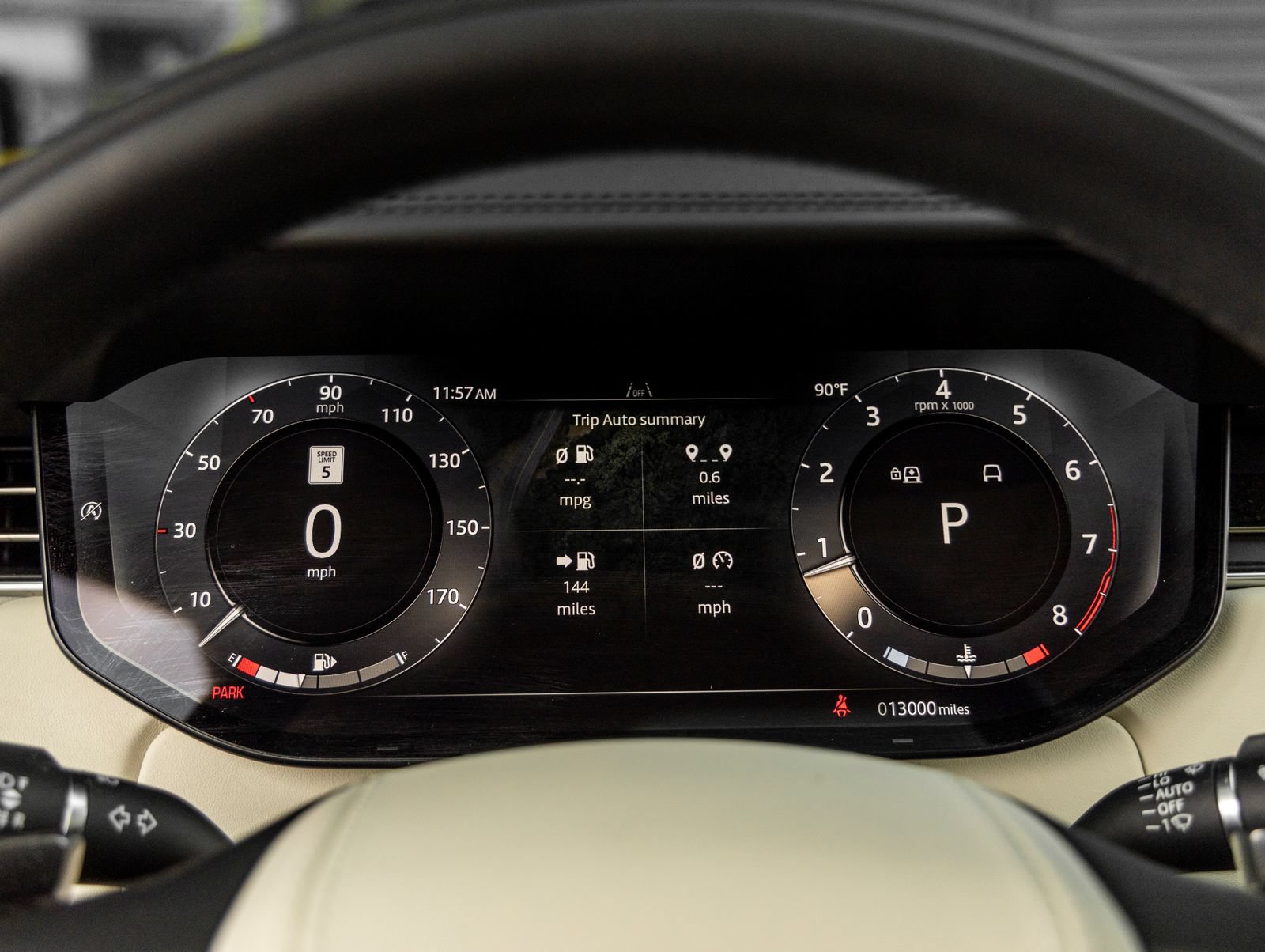 Used 2025 Land Rover Range Rover SE AWD/4WD image 27