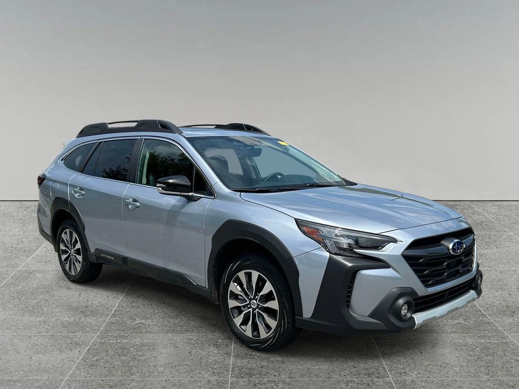 Used 2023 Subaru Outback Limited AWD/4WD image 5