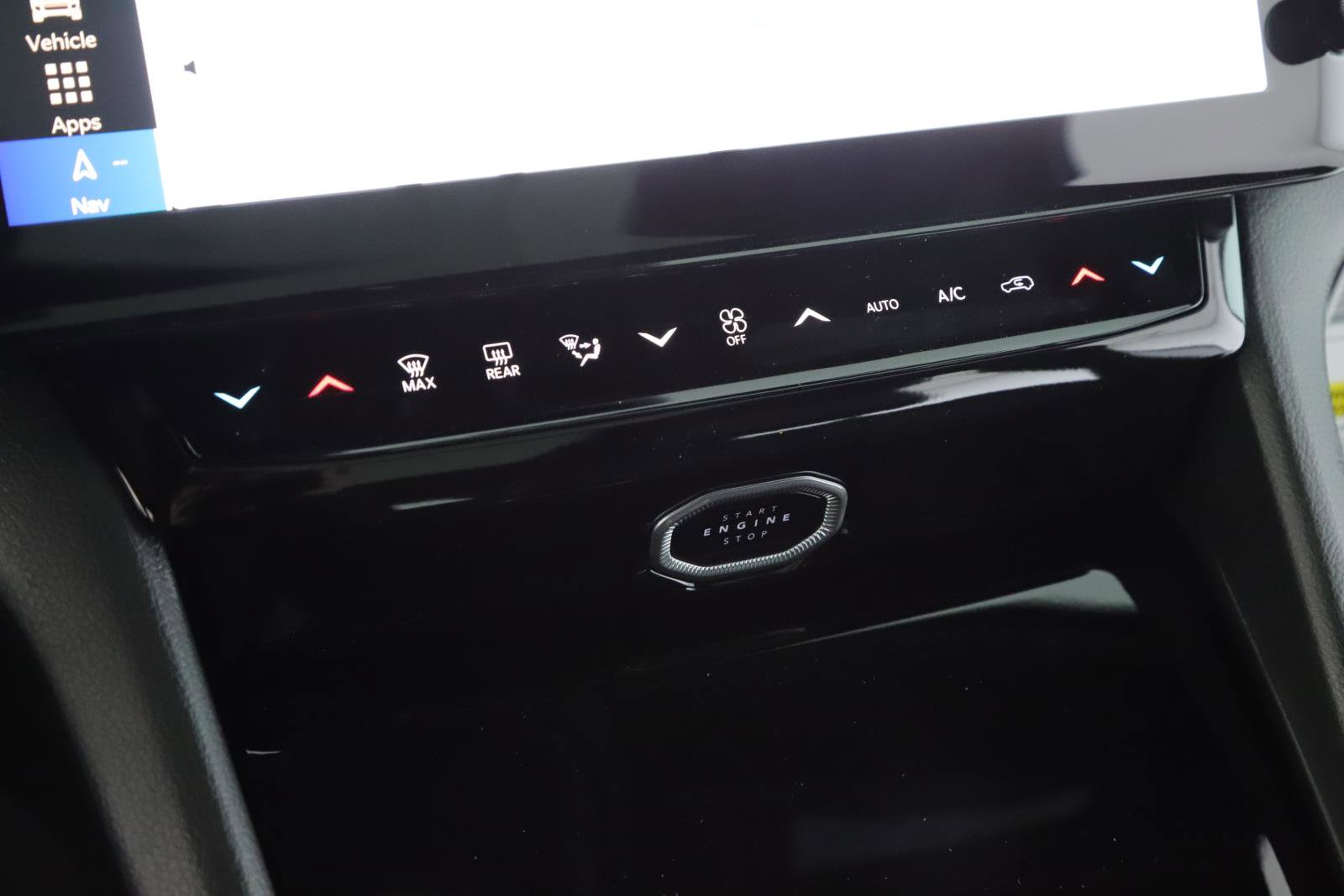 New 2026 Jeep Grand Cherokee Limited w/ Limited Altitude Package image 12