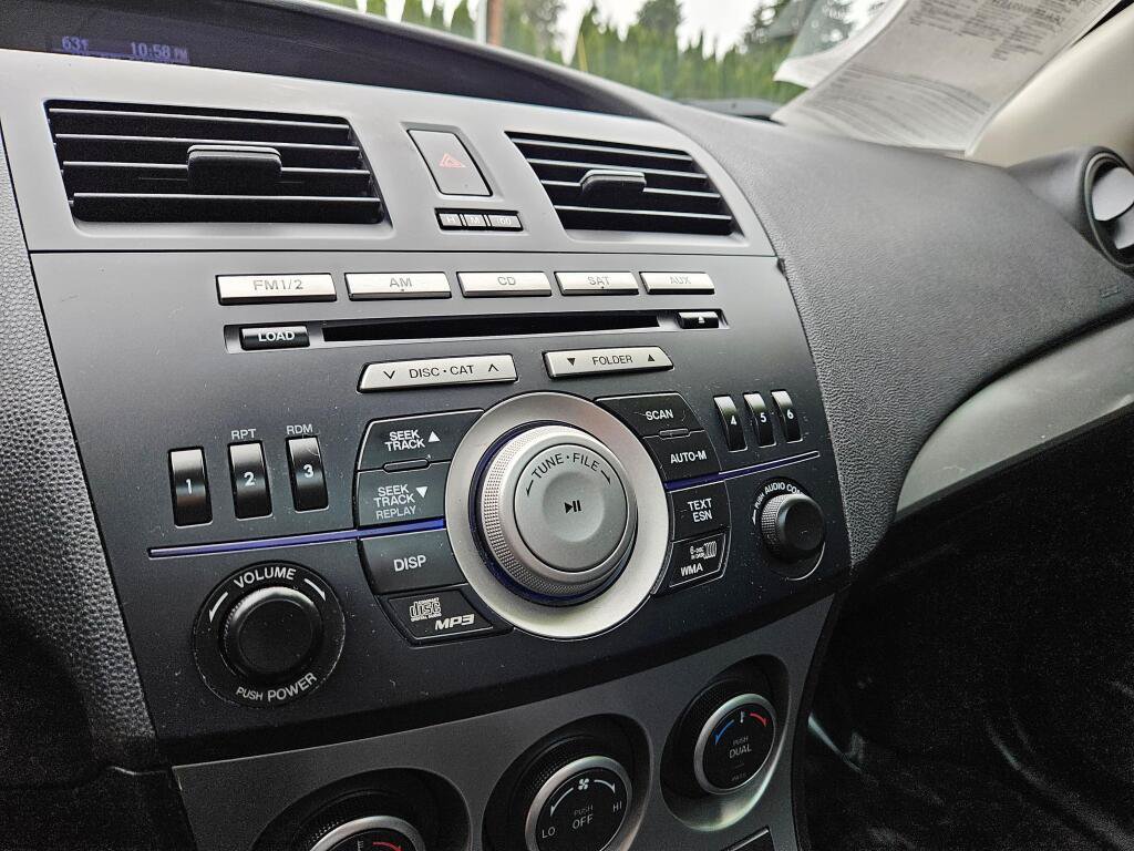 Used 2010 MAZDA MAZDA3 s Grand Touring FWD image 22