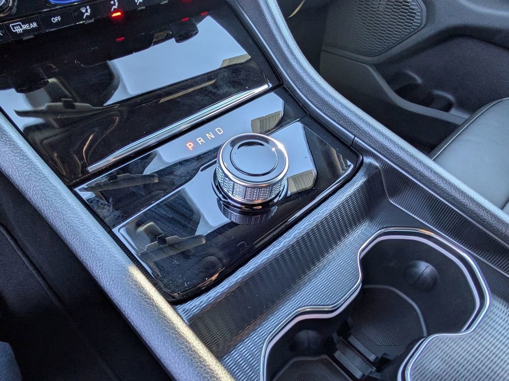 New 2025 Jeep Grand Cherokee L Limited image 24