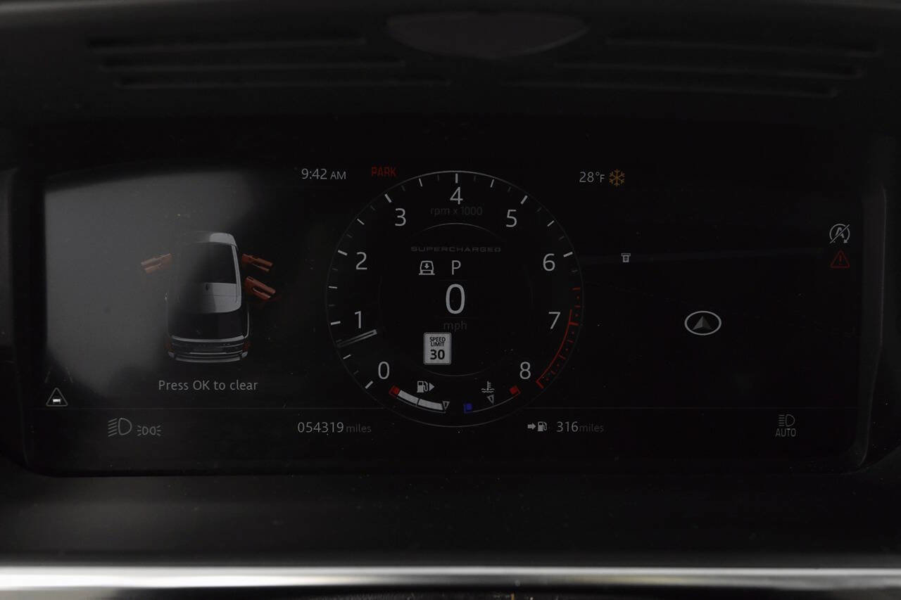 Used 2018 Land Rover Range Rover Long Wheelbase Supercharged image 38