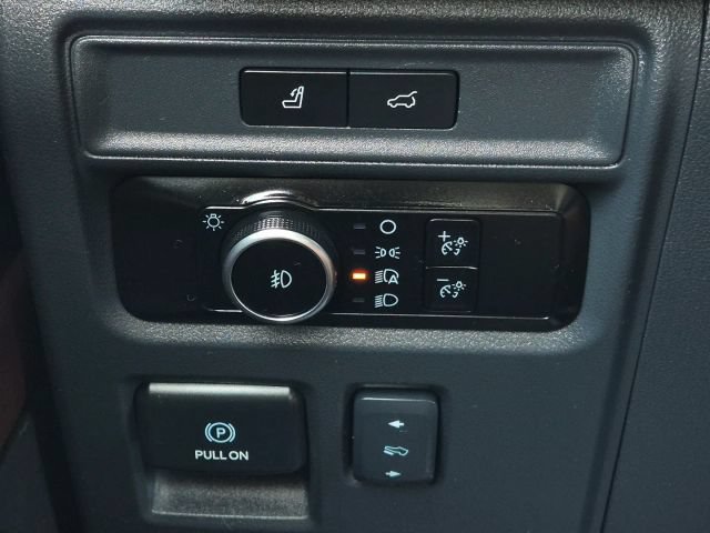 Used 2024 Ford Expedition Limited RWD image 32