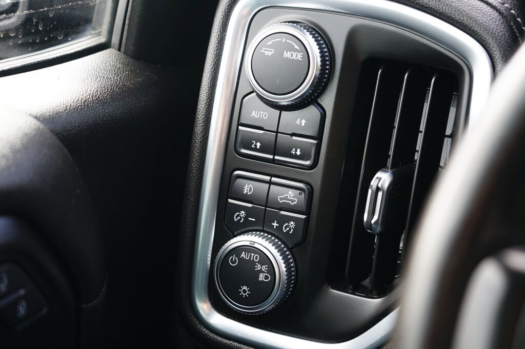 Used 2021 GMC Sierra 1500 Elevation image 14