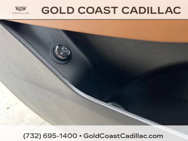 Used 2025 Cadillac XT5 Premium Luxury w/ LPO, Floor Liner Package AWD/4WD image 17