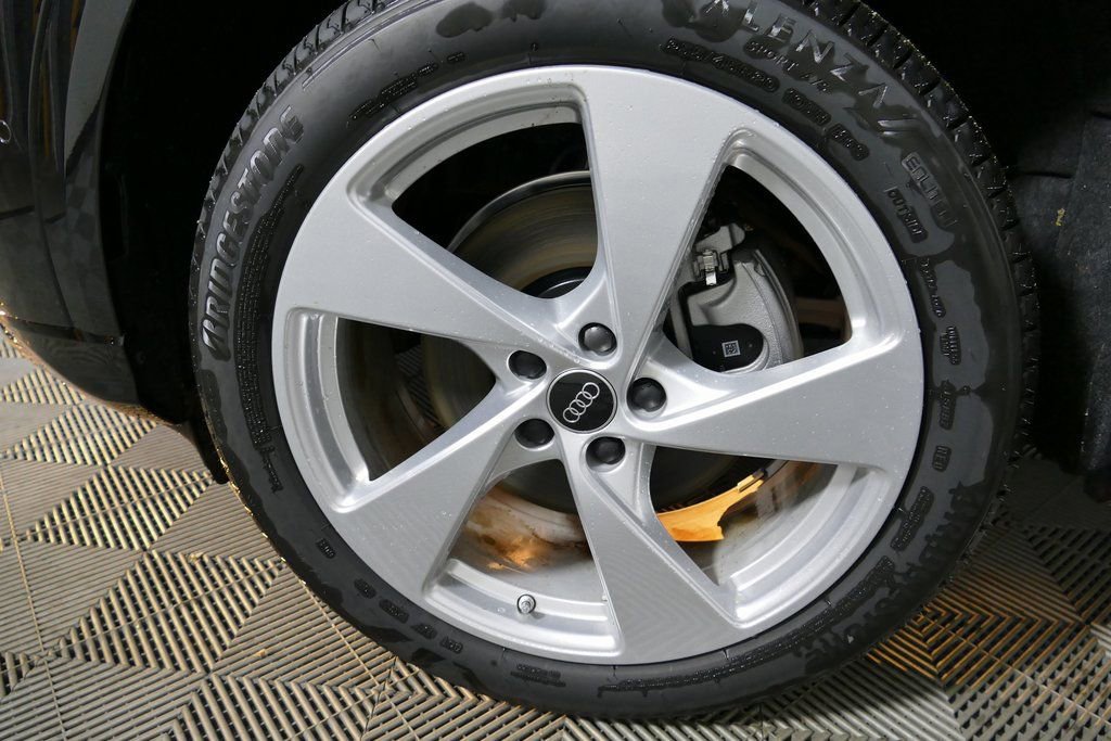 Used 2025 Audi Q5 Premium Plus w/ Premium Plus image 9