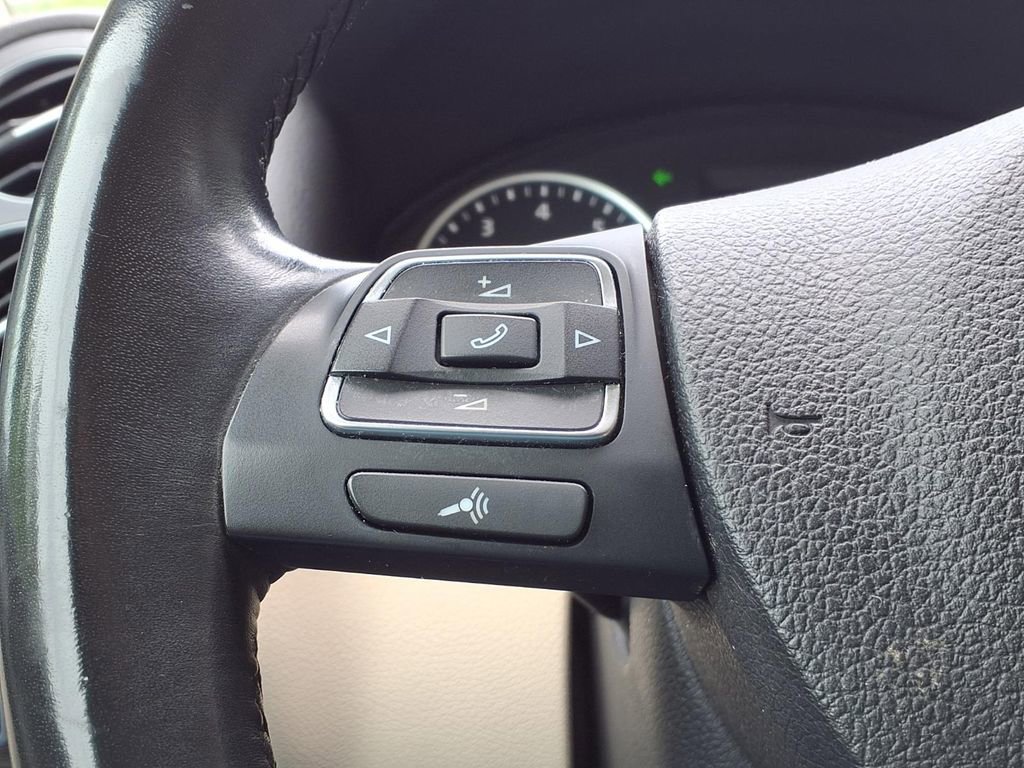 Used 2017 Volkswagen Tiguan S AWD/4WD image 20