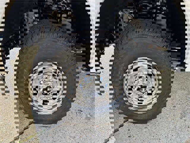 New 2026 Ford F250 XL w/ XL Chrome Package image 4