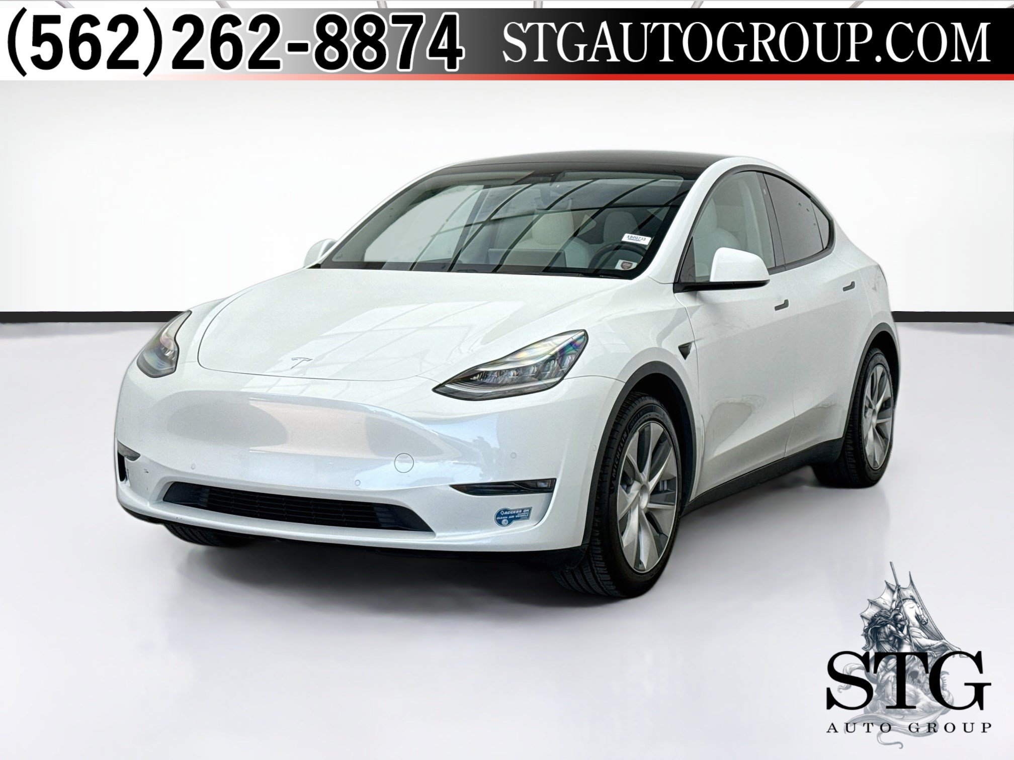 Used 2020 Tesla Model Y Long Range AWD/4WD image 1