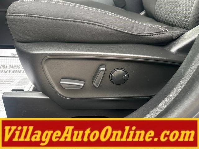 Used 2023 Ford Escape Active AWD/4WD image 17