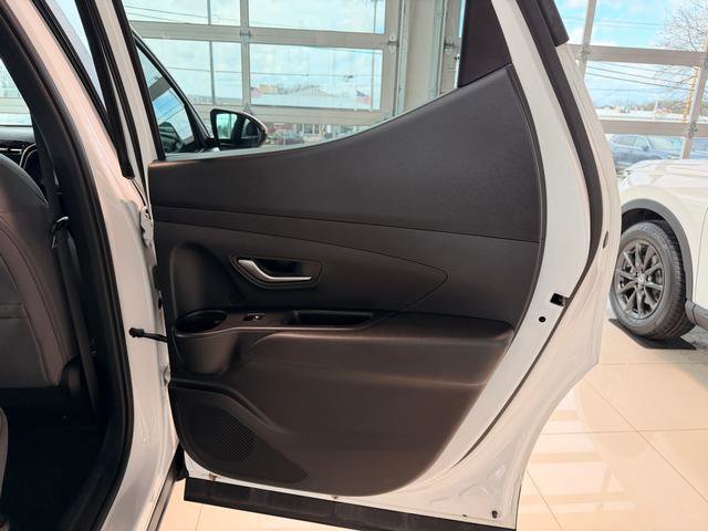 Used 2023 Hyundai Santa Cruz SE image 17