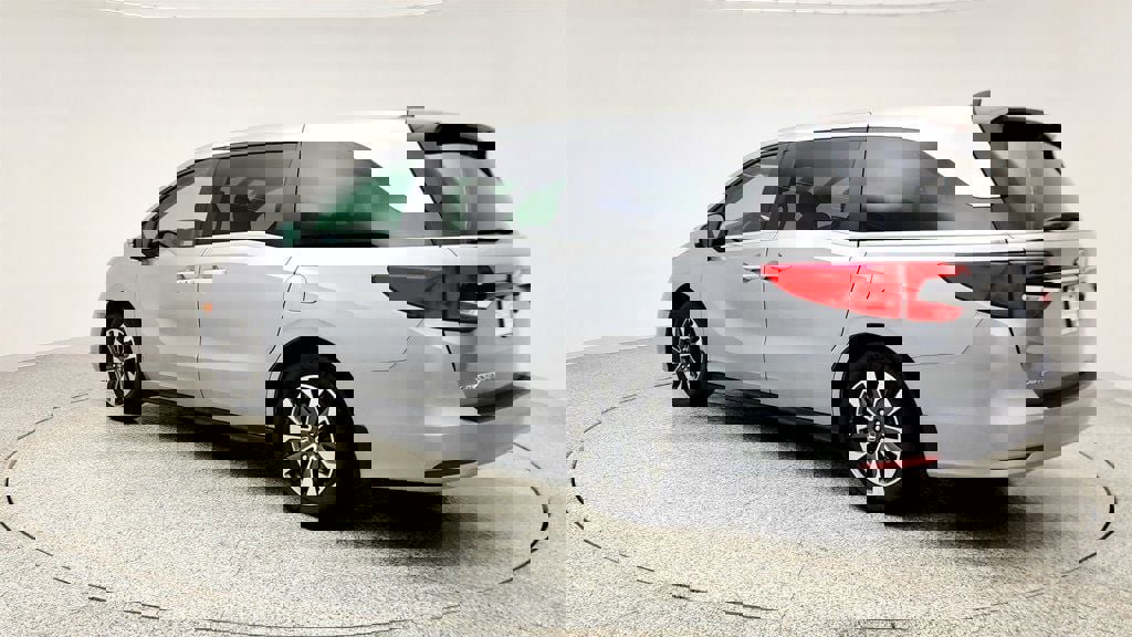 Used 2023 Honda Odyssey EX-L image 7
