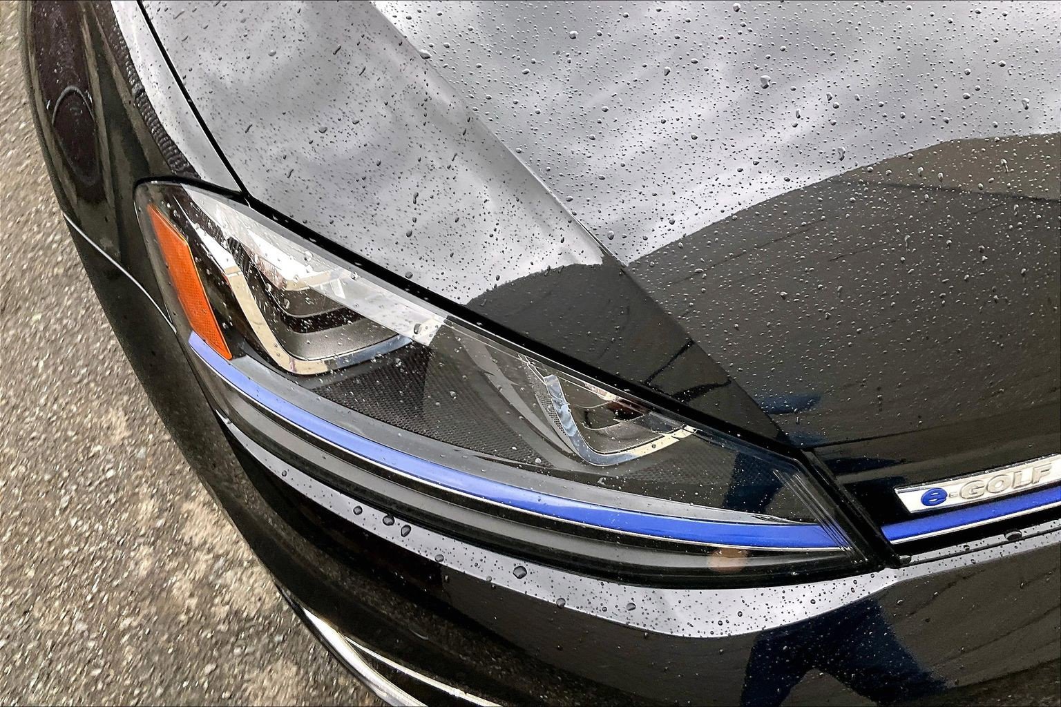Used 2016 Volkswagen e-Golf SEL Premium FWD image 27