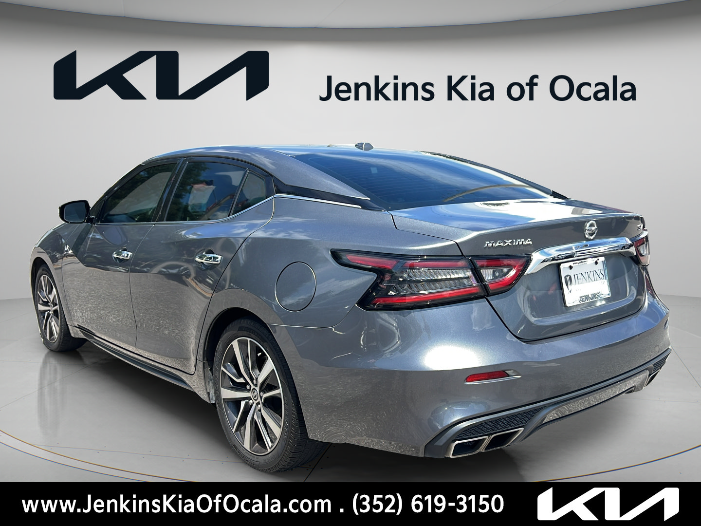 Used 2019 Nissan Maxima 3.5 SV w/ Floor Mat Group FWD image 5