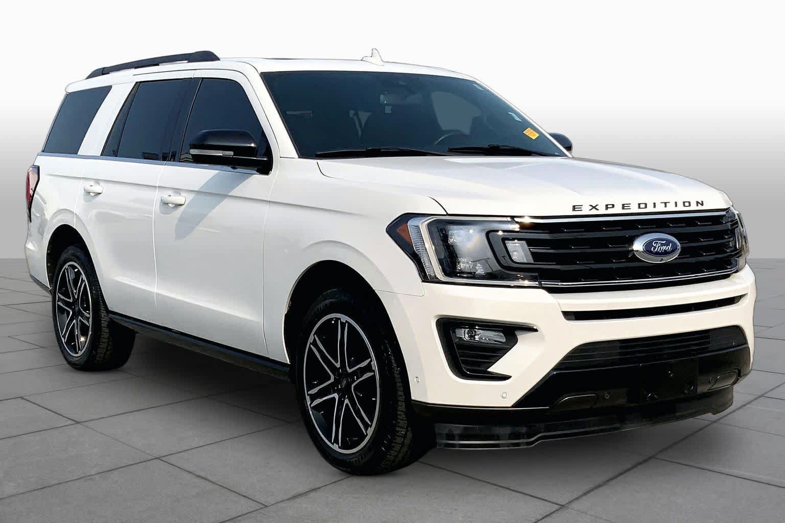 Used 2021 Ford Expedition Limited RWD image 3