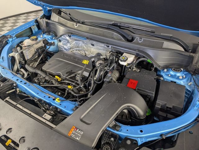 Used 2025 Chevrolet Trax RS FWD image 31