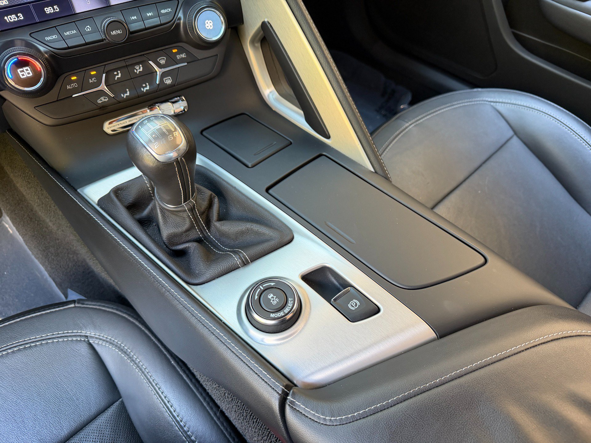 Used 2017 Chevrolet Corvette Grand Sport RWD image 43