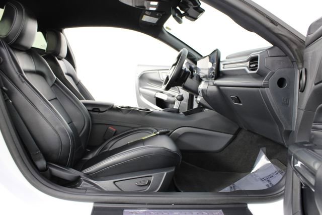 Used 2025 Ford Mustang GT Premium RWD image 18
