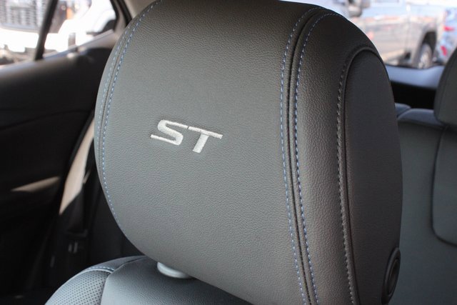 New 2026 Buick Encore GX Sport Touring w/ Experience Buick Package image 5