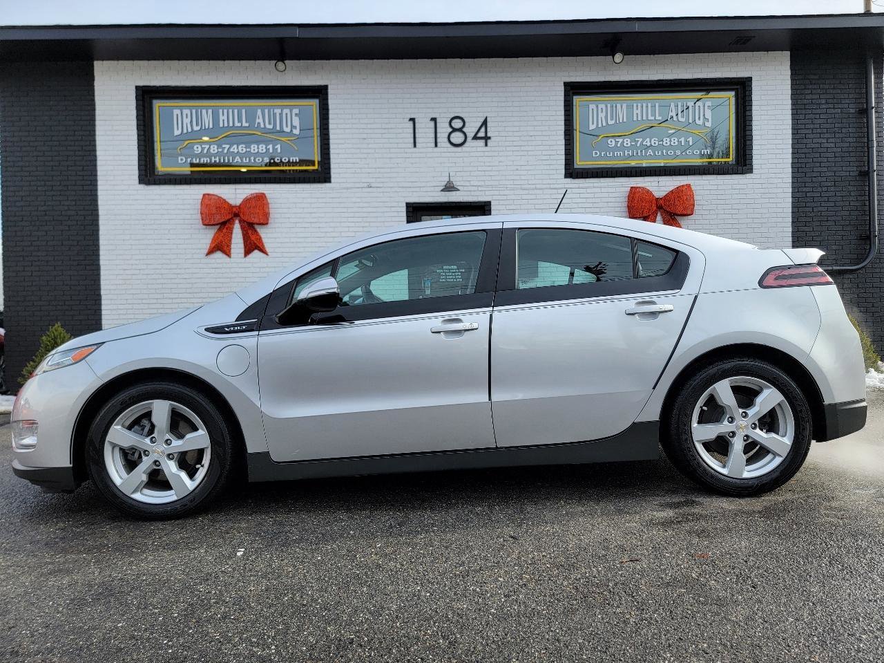 Used 2015 Chevrolet Volt Premium w/ Premium Trim Package image 2
