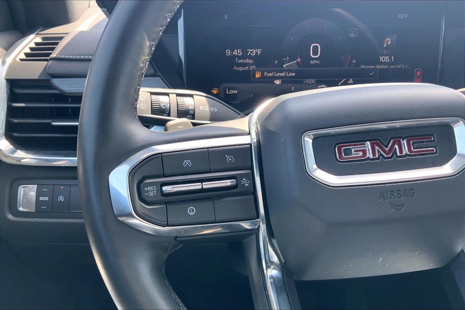 Used 2025 GMC Acadia Elevation FWD image 17