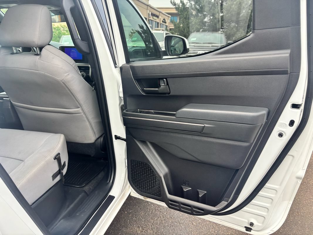 Used 2024 Toyota Tacoma SR5 AWD/4WD image 14
